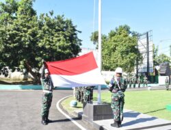 Upacara 17-an Kodim 0825/Banyuwangi Berlangsung Khidmat, Amanat Pangdam Tekankan Keselamatan Prajurit Saat Mudik