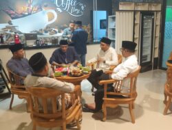 Hangatnya Ramadan di Lereng Songgon: Dandim Banyuwangi Berbagi Kebahagiaan Bersama Kaum Dhuafa