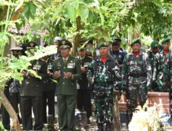 Kasdim 0825/Banyuwangi Pimpin Upacara Militer Penuh Khidmat, Penghormatan Terakhir untuk Kapten Cku (Pur) Rakup