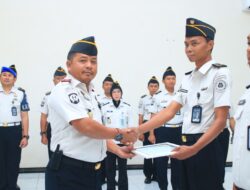 Pegawai Lapas Banyuwangi Cetak Prestasi, Kalapas Beri Penghargaan atas Kontribusi Nyata Pengembangan SAE