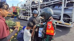 Dandim 0825/Banyuwangi Terjun Langsung Laksanakan Patroli, Urai Kemacetan di Jalur Strategis Ketapang