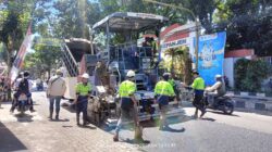 Jalan Rusak di Kepanjen Mulai Diperbaiki, Warga Sambut Baik Upaya Pemkab Malang