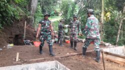 Hari ke-17, Semangat Tak Padam: Koramil 0825/20 Songgon dan Warga Bahu-Membahu Bangun Jembatan Binau