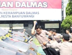 Siaga Tanpa Jeda, Polresta Banyuwangi Mantapkan Formasi Dalmas Demi Kenyamanan Bumi Blambangan