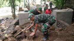 Hari ke-32, Baja Bertemu Beton di Sungai Binau: Danramil Songgon Pimpin Langsung Rampungkan Jembatan Garuda