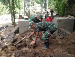 Hari ke-32, Baja Bertemu Beton di Sungai Binau: Danramil Songgon Pimpin Langsung Rampungkan Jembatan Garuda