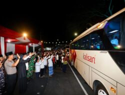Seluruh Jemaah Haji Banyuwangi Telah Diberangkatkan ke Tanah Suci