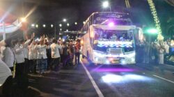 Kasdim 0825/Banyuwangi Kawal Pemberangkatan Jamaah Haji 2026, Tangis Haru Iringi Keberangkatan ke Tanah Suci