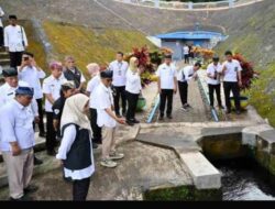 Lewat Wisesa Sikadi, Ratusan Pelajar Belajar Langsung di Sumber Air Bersejarah Banyuwangi