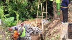 Cegah Terjadi Longsor, PU Bina Marga Malang Kebut Pembangunan Drainase di Lereng Ledoksari Tumpang