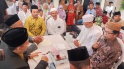 Jumat Pon Penuh Berkah, 325 Pasangan Menikah Serentak di Banyuwangi