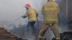 Gudang Kayu di Purwoharjo Banyuwangi Terbakar, Kerugian Ditaksir Rp15 Juta