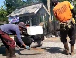 Jalan Kromengan Kembali Mulus, Program Sapu Lobang Dinas PU Disambut Antusias Warga