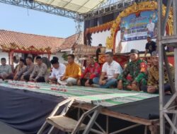 Tasyakuran dan Resepsi Acara Bersih Desa, Babinsa Desa Kandangan Menghadiri Komsos Untuk Mempererat Silaturahmi