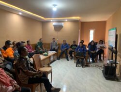 Dukung Kegiatan Desa, Babinsa Sumbermulyo Serka Sumardi Hadiri Rapat APBDes