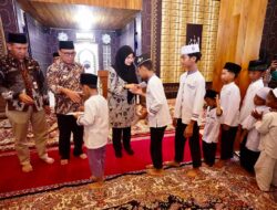Peringati 10 Muharram, Bupati Ipuk Gelar Doa Bersama dan Santunan Anak Yatim