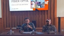 Dinas PU CKPP Banyuwangi Beri Ultimatum Terakhir, Kabel Fiber Optik Semrawut Terancam Ditertibkan