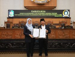 DPRD Banyuwangi Sahkan Perda LPj APBD 2025, Pemkab Komitmen Perkuat Transparansi dan Akuntabilitas