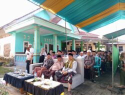 Sinergi TNI dan Ulama Kian Erat, Babinsa Koramil Songgon Hadiri Pengajian dan Santuni Anak Yatim di Sumberarum