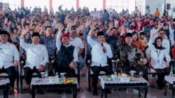 Orang Tua Siswa Sekolah Rakyat Pasuruan Ikrar Siap Mandiri di Hadapan Mensos Gus Ipul