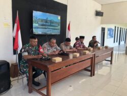 Babinsa Koramil Songgon Kawal Penetapan Anggota BPD, Pastikan Proses Demokrasi Desa Berjalan Aman dan Lancar