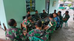 Bati Tuud Koramil 0825-18/Purwoharjo Berikan Pengarahan dan Evaluasi Kegiatan Wilayah kepada Anggota