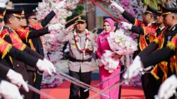 AKBP Alaiddin Resmi Jabat Kapolres Jember, Tradisi Farewell and Welcome Parade Berlangsung Khidmat