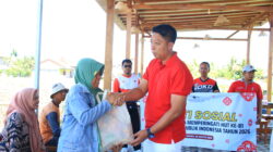 Wujud Kepedulian Lingkungan, Lapas Banyuwangi Bersihkan Fasilitas Umum Sambut HUT RI ke-81