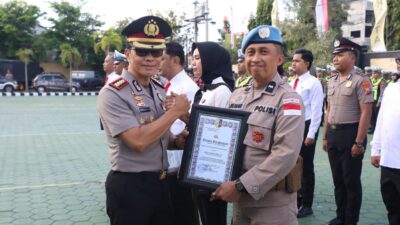 Dari Pelayanan Masyarakat hingga Prestasi Internasional, Kapolresta Banyuwangi Beri Penghargaan kepada Personel Berprestasi