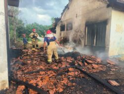Kebakaran Mess Pegawai Gudang Buah di Banyuwangi, Diduga Akibat Korsleting Listrik