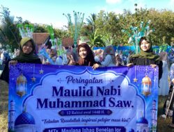 Semarak Maulid Nabi, MTs Maulana Ishaq Gelar Kirab Keliling Desa Benerlanlor