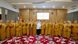 Pelantikan GOW, Bupati Ipuk Dorong Perempuan Banyuwangi Lebih Berdaya dan Mandiri