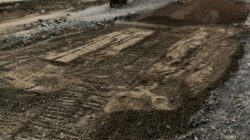 Material Bongkaran Proyek Jalan Krian Dikumpulkan di Workshop, DPRD Minta Pengelolaan Transparan