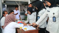 Lapas dan BNNK Banyuwangi Deklarasikan Komitmen P4GN, Seluruh Pegawai Jalani Tes Urine