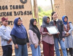 Diresmikan Wamen PPA, Banyuwangi Fasilitasi Para Orang Tua di Pinggir Hutan Lanjutkan Pendidikan.  C