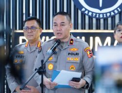 Brimob Kerahkan 300 Personel, Ratusan Warga Terdampak Banjir di Padang Dievakuasi
