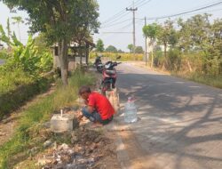 Bertahun-tahun Gelap, PJU Mulai Dipasang di Jalur Alternatif Pandaan–Bangil