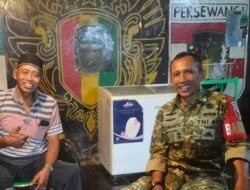 Jaga Kondusivitas Wilayah, Babinsa Purwodadi Bersama Aparat Desa Gelar Patroli Keliling Kampung